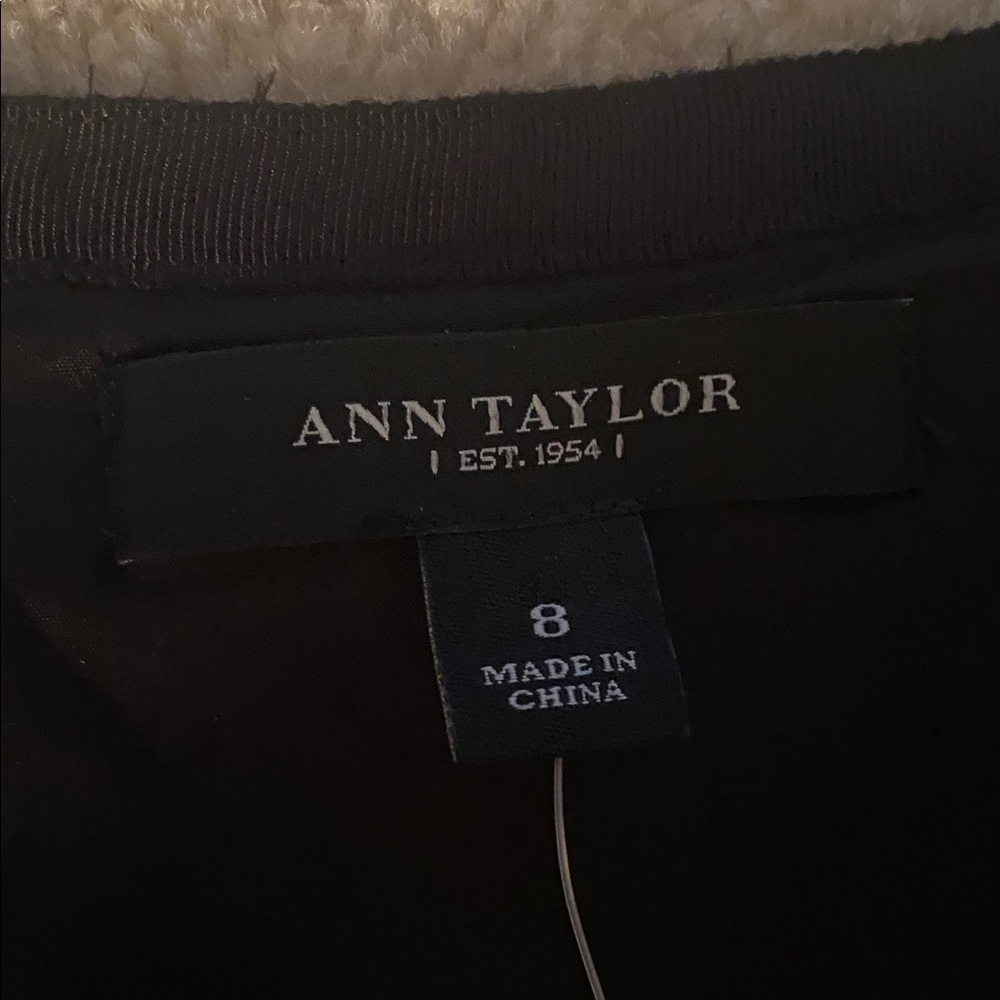 Ann Taylor NWT black sequined lined skirt size 8 - Picture 3 of 6